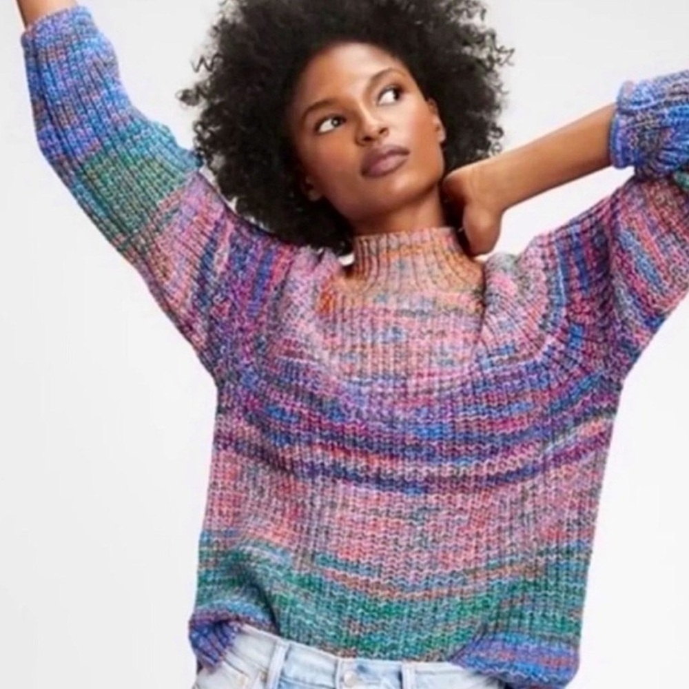 Gap beautiful sweater like new condition size small